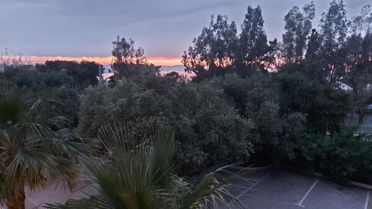 Monte Vardia Hotel Chrissi Akti Chania
