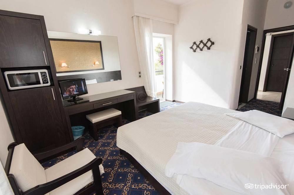 Hotel Monte Vardia Chrissi Akti Chania